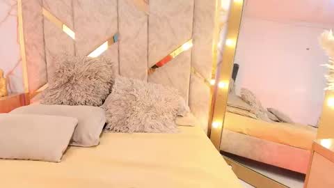 ALESKADUTH  online show from December 5, 9:32 am