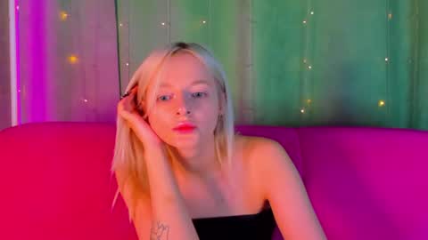alessakiss online show from June 14, 3:41 am