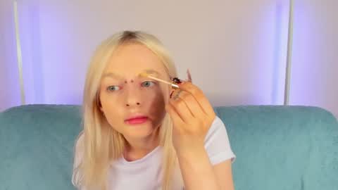 alessakiss online show from June 16, 8:15 am