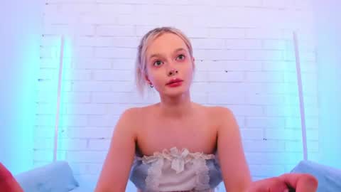 alessakiss online show from June 21, 3:54 am