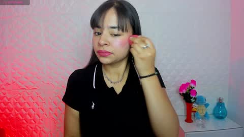 Snapshot of alessandraa_ferri_ chatting on January 22, 9:22 pm Alessandra online show from January 22, 9:22 pm