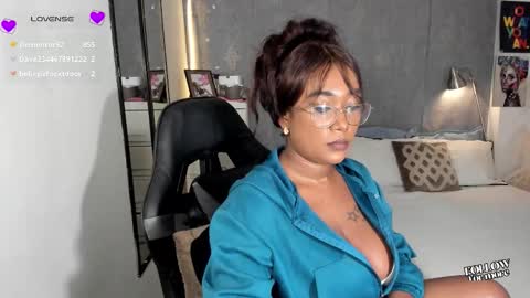 Snapshot of alessia_anderson07 chatting on September 13, 2:30 am Yy online show from September 13, 2:30 am