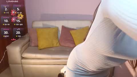 Alessia online show from February 3, 2:33 pm