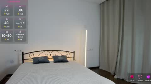 Emi online show from March 4, 9:10 pm