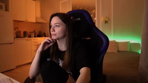 Little Duck homie online show from December 8, 11:19 pm