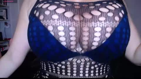 Snapshot of alexa_moreti chatting on October 9, 10:30 am alexa_moreti online show from October 9, 10:30 am