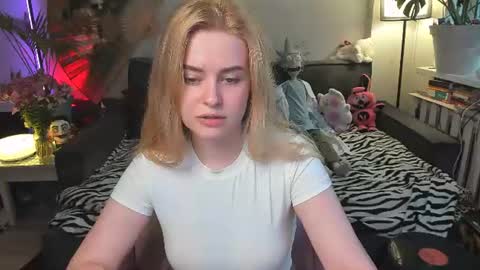 alexa_pirs online show from July 12, 4:30 pm