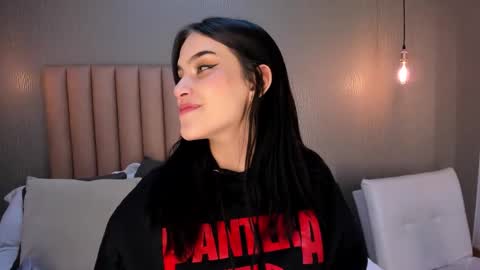 Snapshot of alexa_thaylor_ chatting on January 16, 2:41 pm Alexa Thaylor online show from January 16, 2:41 pm