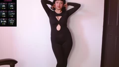 Alexandra 3 online show from April 1, 9:45 pm