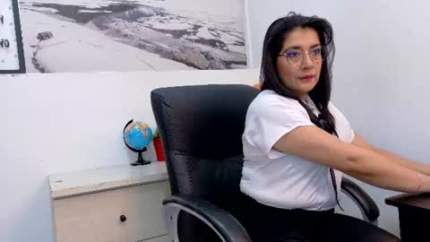 Alexaa sanz online show from July 25, 6:04 pm