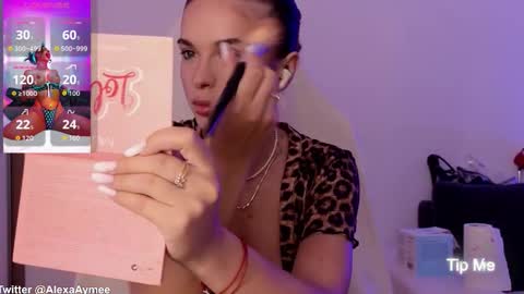 Snapshot of alexaaimee chatting on September 17, 10:19 pm Alexa online show from September 17, 10:19 pm