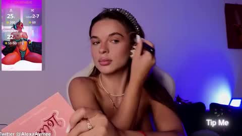 Snapshot of alexaaimee chatting on September 30, 7:41 pm Alexa online show from September 30, 7:41 pm