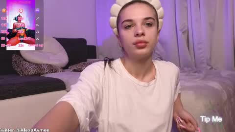 Snapshot of alexaaimee chatting on March 7, 4:35 am Alexa online show from March 7, 4:35 am