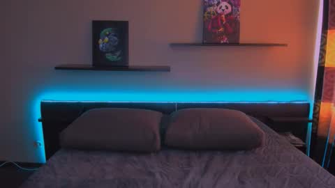 angel online show from October 8, 3:44 am