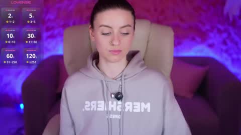 alexafleur online show from April 6, 4:46 am