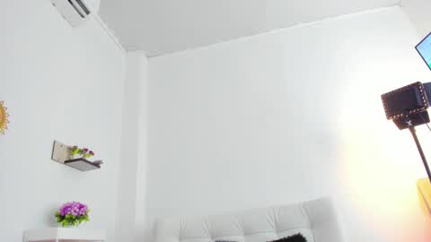 Alexa Jhonson online show from March 18, 6:24 pm