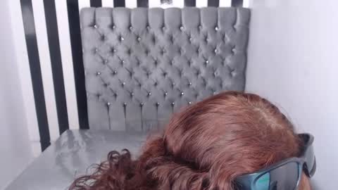 alexandra  online show from November 24, 7:49 pm