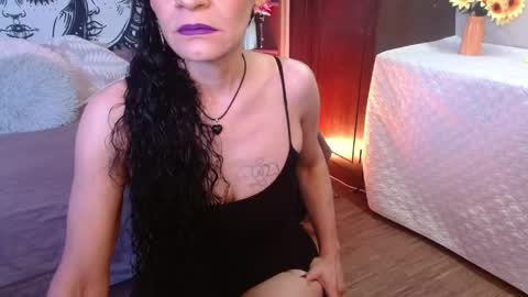 alexandra_jonas online show from May 9, 4:36 am