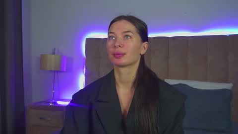 AlexandraBloom online show from November 30, 6:12 pm