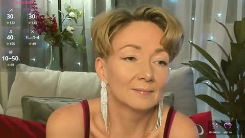 Alexandra online show from December 25, 5:05 pm