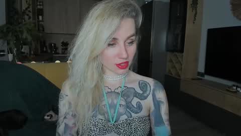 Snapshot of alexarush chatting on December 27, 6:31 pm alexarush online show from December 27, 6:31 pm