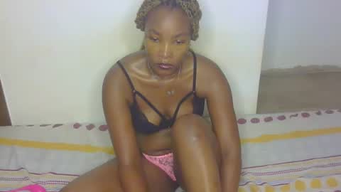 Snapshot of alexasexxxy chatting on February 7, 6:56 am alexasexxxy online show from February 7, 6:56 am