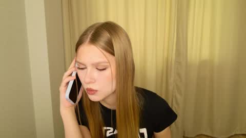 Alexia online show from April 13, 10:05 am