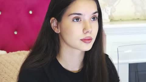 alexisdevine online show from June 21, 4:27 am