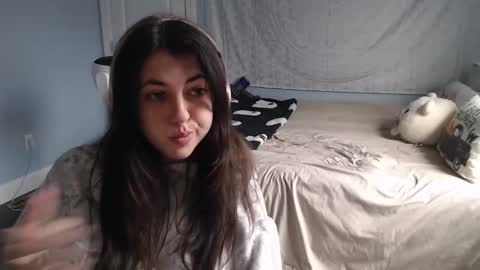 Snapshot of alexislove8 chatting on October 29, 5:59 pm alexislove8 online show from October 29, 5:59 pm