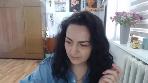 AlexisMillers online show from April 19, 9:20 am