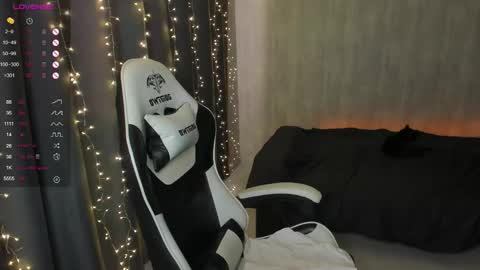 Alexa Bloom online show from January 8, 7:34 am