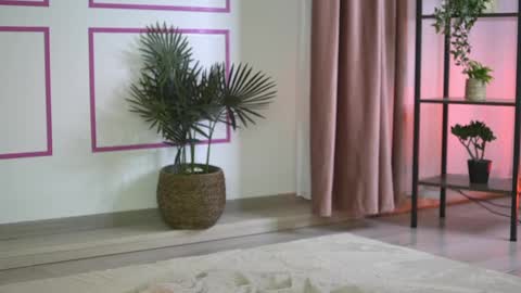 alexxiskye online show from April 9, 5:21 am