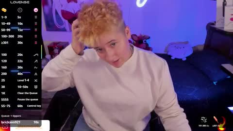 Snapshot of alexxxmorris chatting on October 11, 9:03 am M O R R I S online show from October 11, 9:03 am