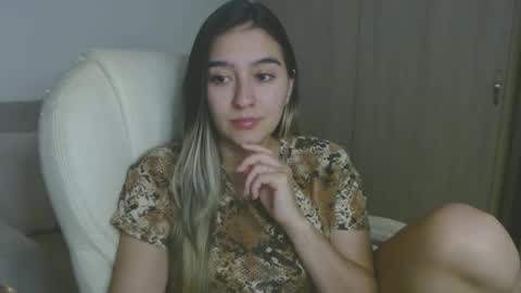 alexyferrer1 online show from September 24, 12:20 am