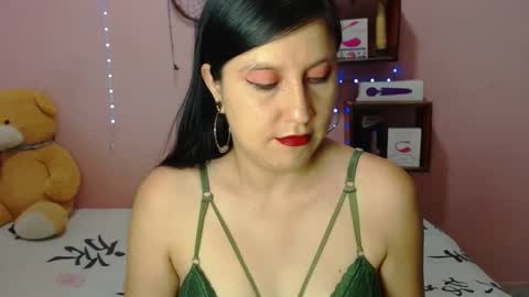 alixia online show from May 31, 12:05 am
