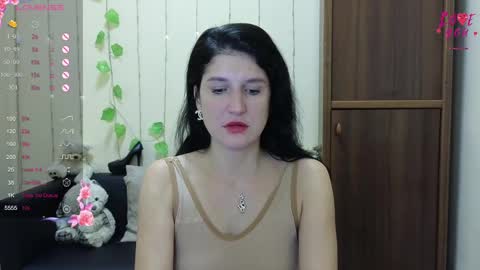 Snapshot of alianna_solo_kiss chatting on March 7, 12:23 pm Alianna online show from March 7, 12:23 pm