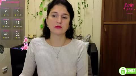 Snapshot of alianna_solo_kiss chatting on October 2, 11:26 am Alianna online show from October 2, 11:26 am