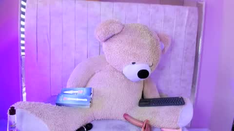 alice_26__ online show from February 26, 4:17 pm