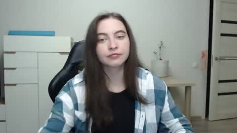 Alice online show from June 16, 7:26 pm