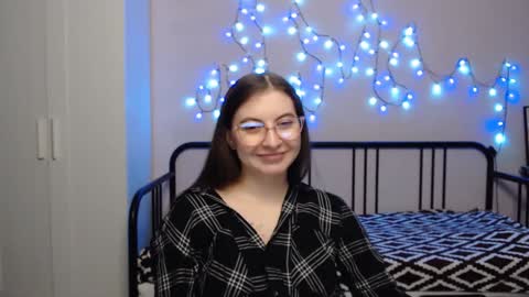 Alice online show from January 24, 6:25 pm