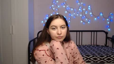 Alice online show from December 20, 6:02 pm