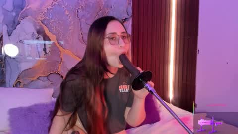 Mey online show from December 14, 4:51 am