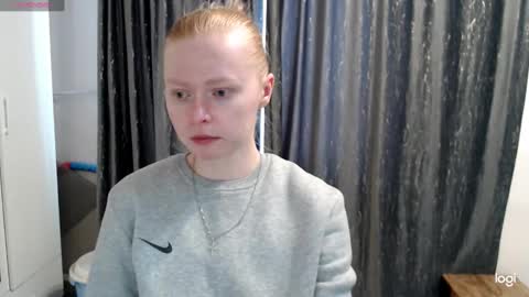 Snapshot of alice_d0ll chatting on February 15, 9:05 am Alice online show from February 15, 9:05 am