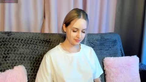 Snapshot of alice_elf chatting on October 2, 11:54 pm Alice online show from October 2, 11:54 pm