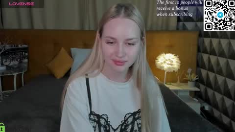 Snapshot of alice_elf chatting on September 12, 1:17 am Alice online show from September 12, 1:17 am