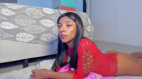 ALICE    Alice guzman online show from May 9, 12:01 am