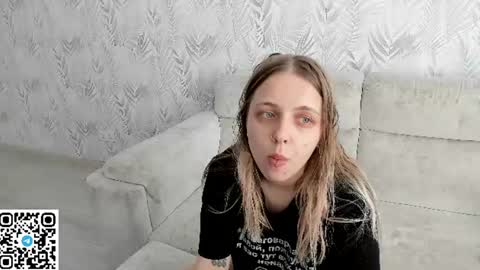 alice_halle online show from June 20, 3:10 am