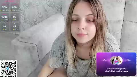 alice_halle online show from July 19, 8:05 am