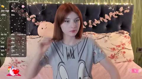 Snapshot of alice_langley chatting on September 26, 12:25 pm Alice 3 online show from September 26, 12:25 pm