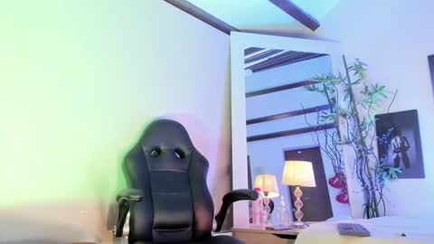 Alice  online show from March 14, 10:22 pm